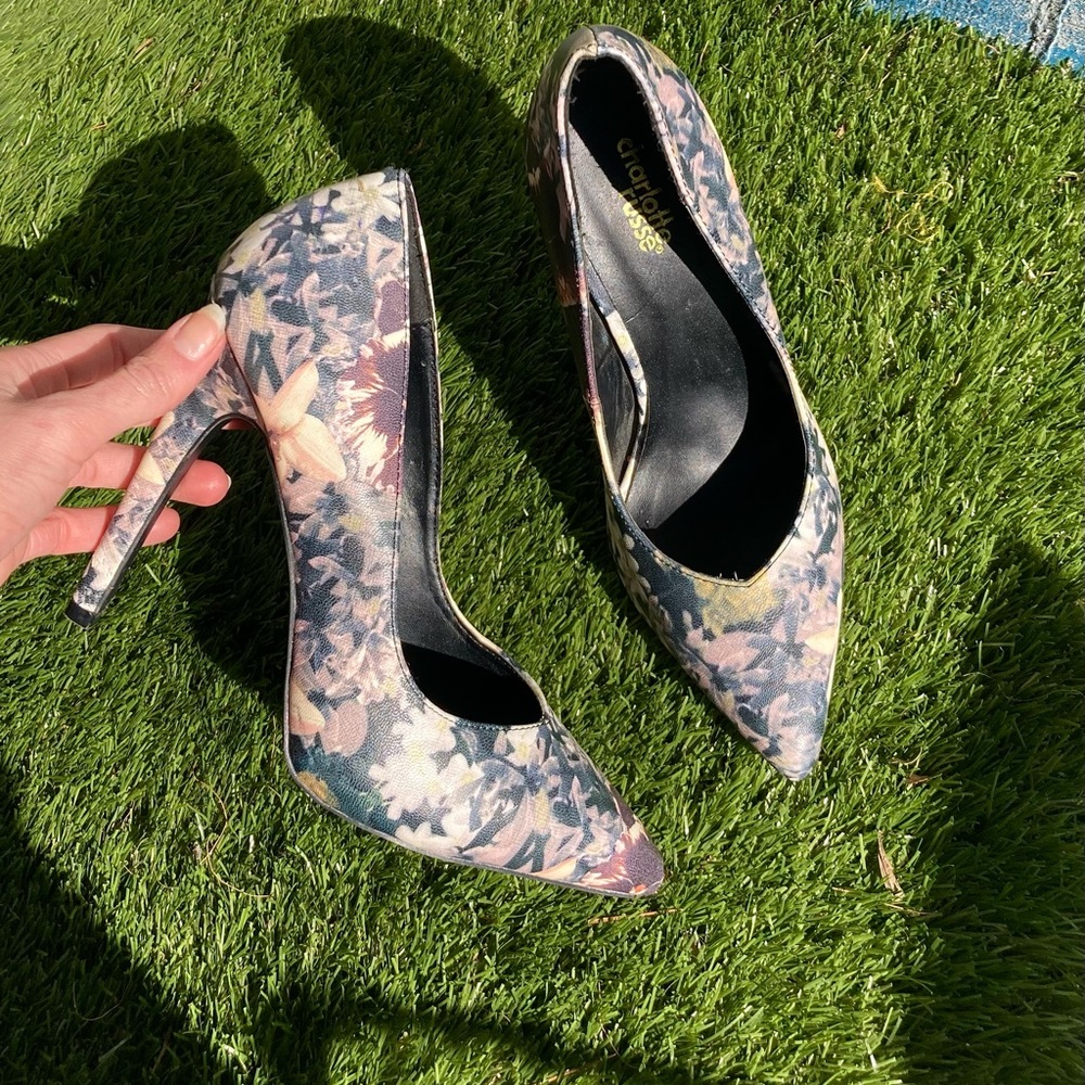 Floral heels